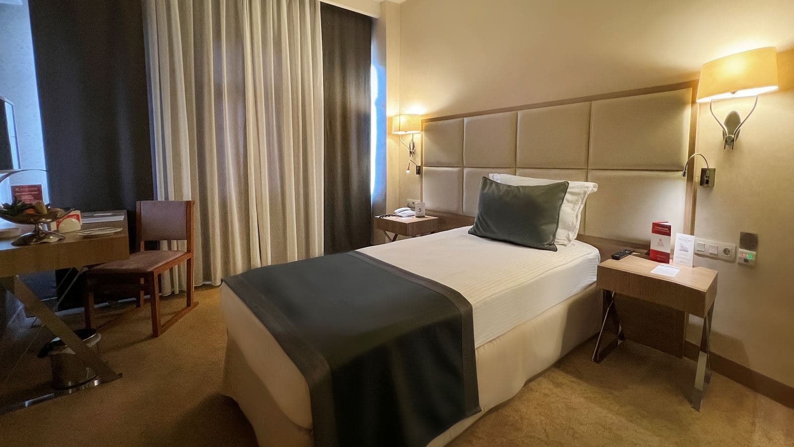 rooms-deluks-oda
