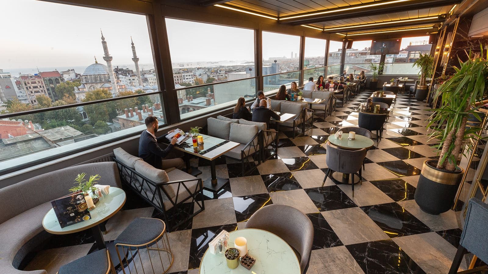 restaurants-restaurant
