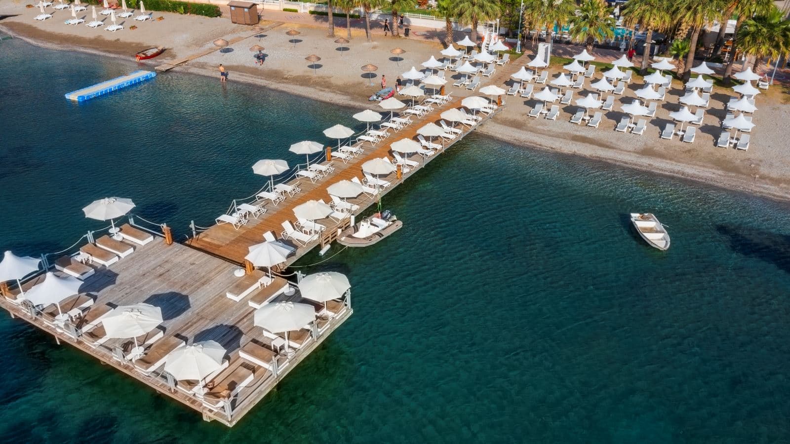 beach-main-building