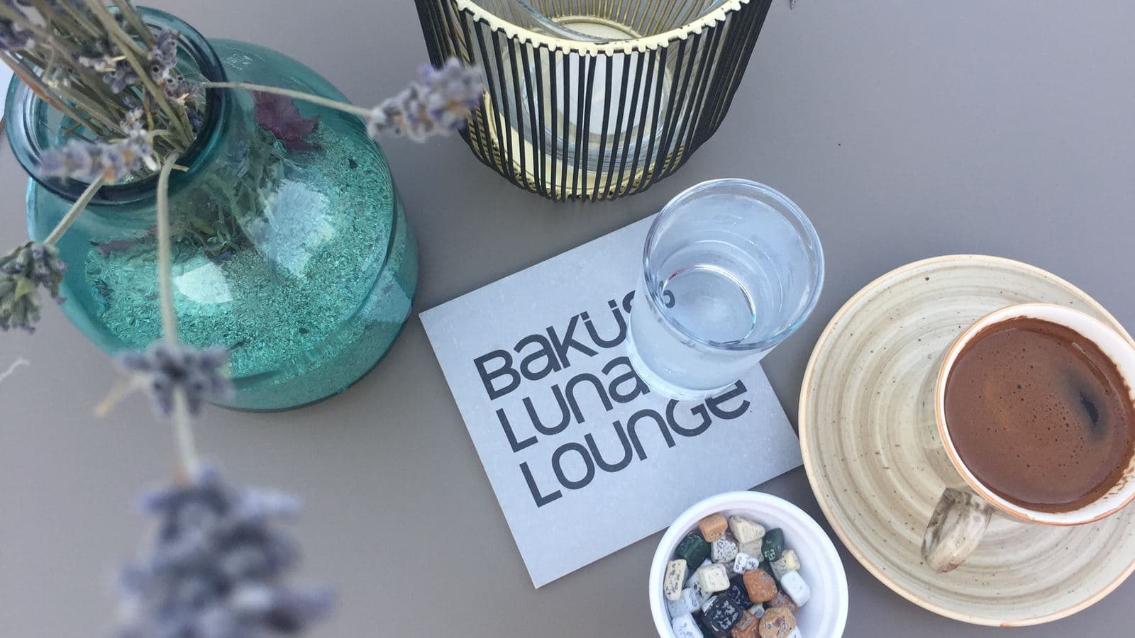 restaurants-bakus-luna-lounge