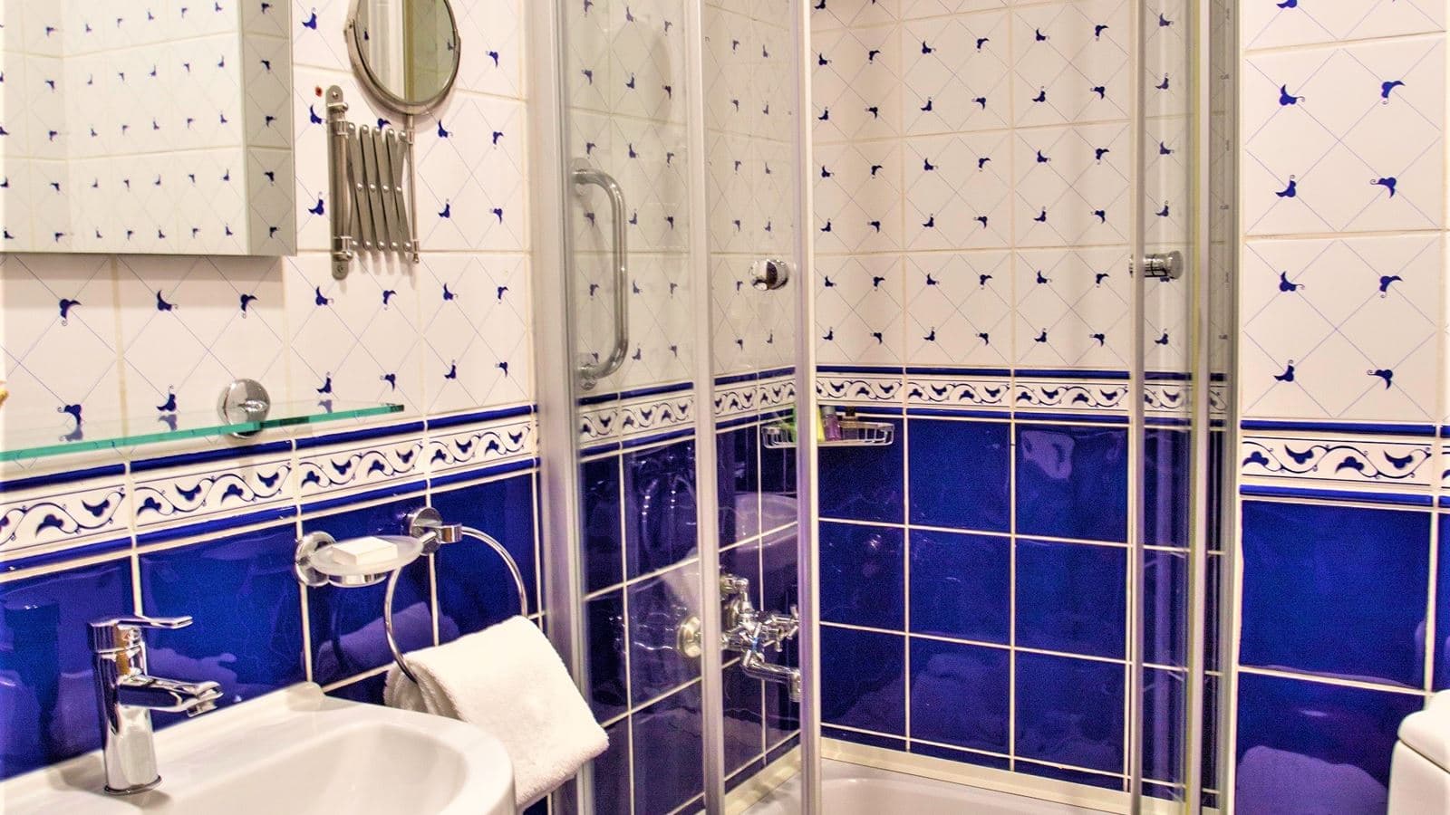 rooms-family-room-standard