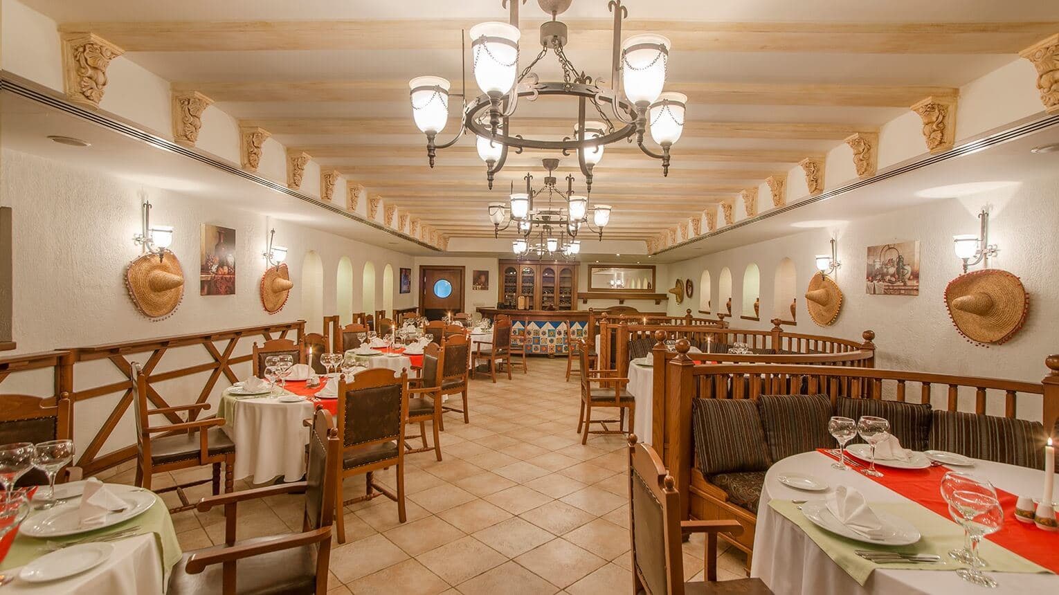 restaurants-azteka