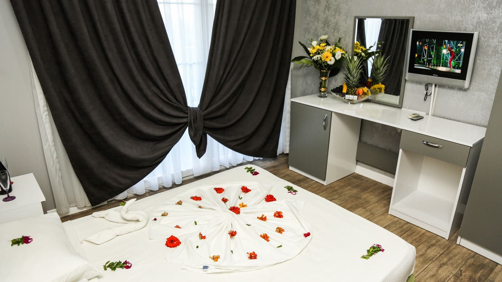rooms-standard-room