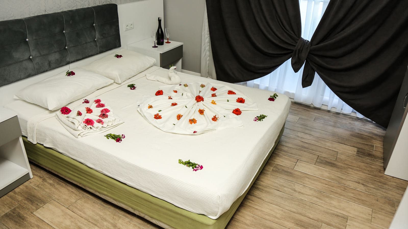rooms-standard-room
