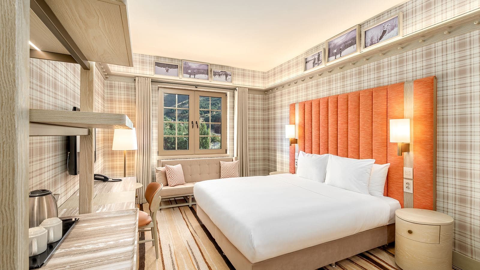 rooms-deluxe-room