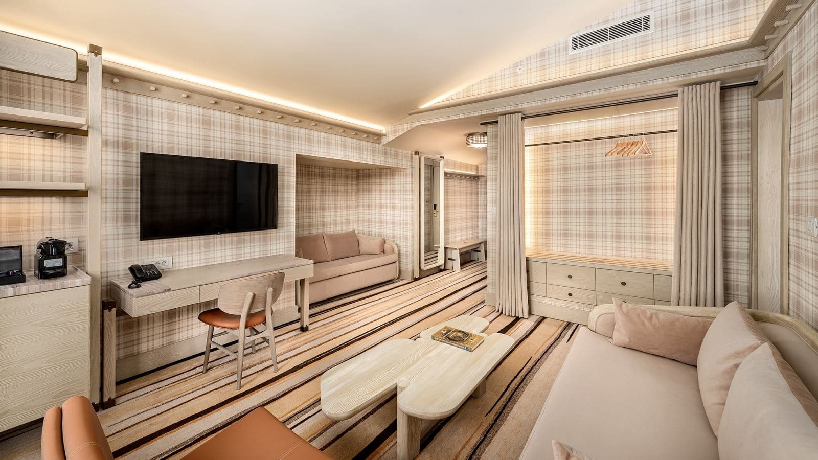 rooms-king-suite