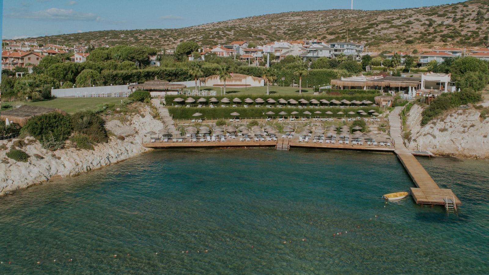 beach-main-building