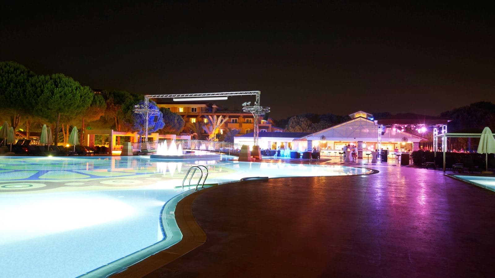 pools-pools