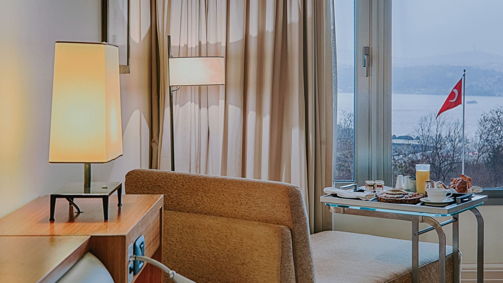 rooms-grand-club