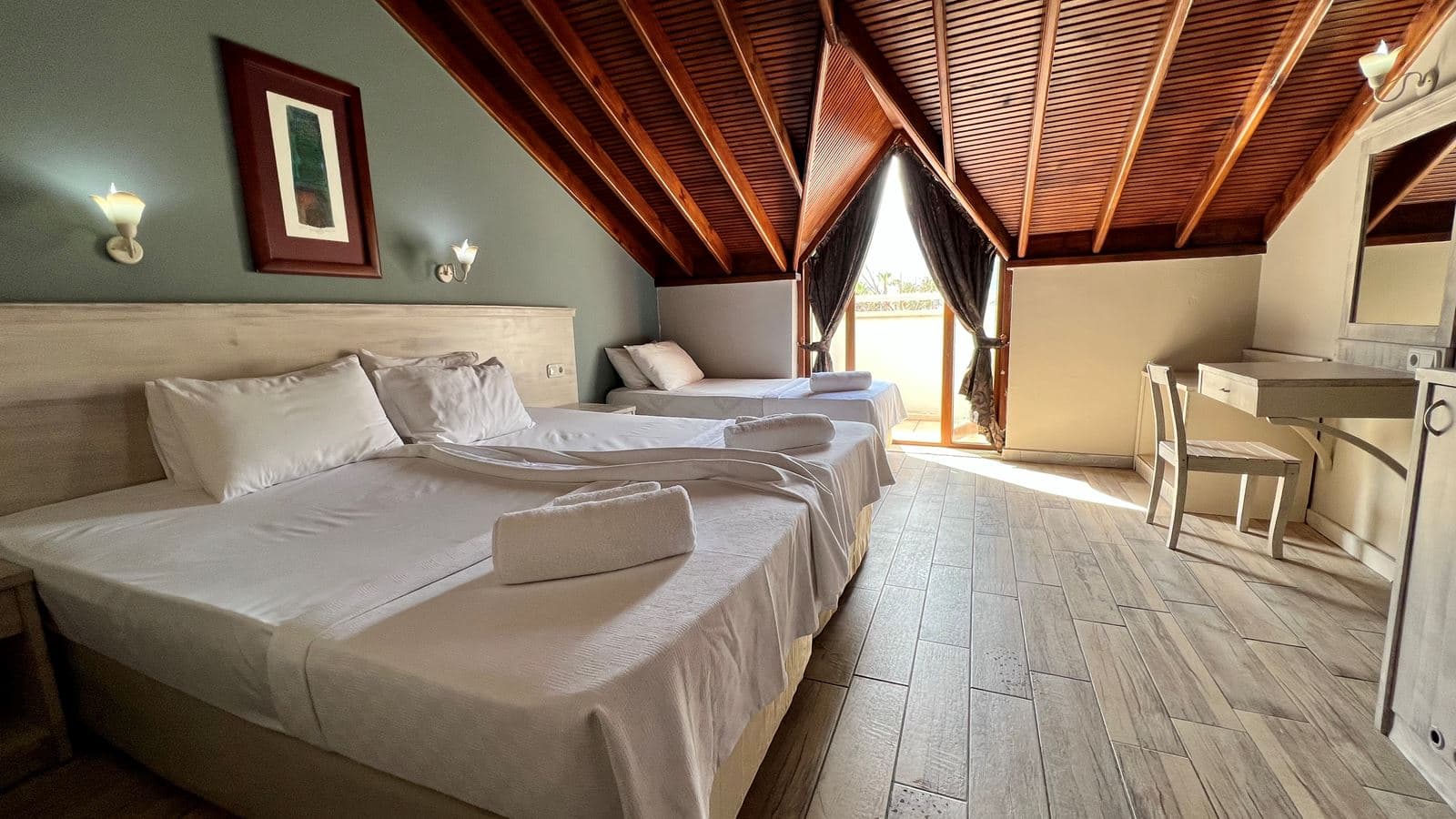 rooms-standard-room