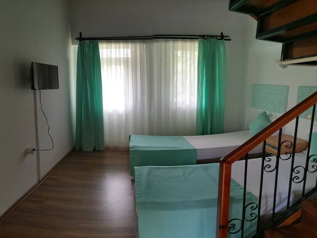 rooms-dublex-family-room