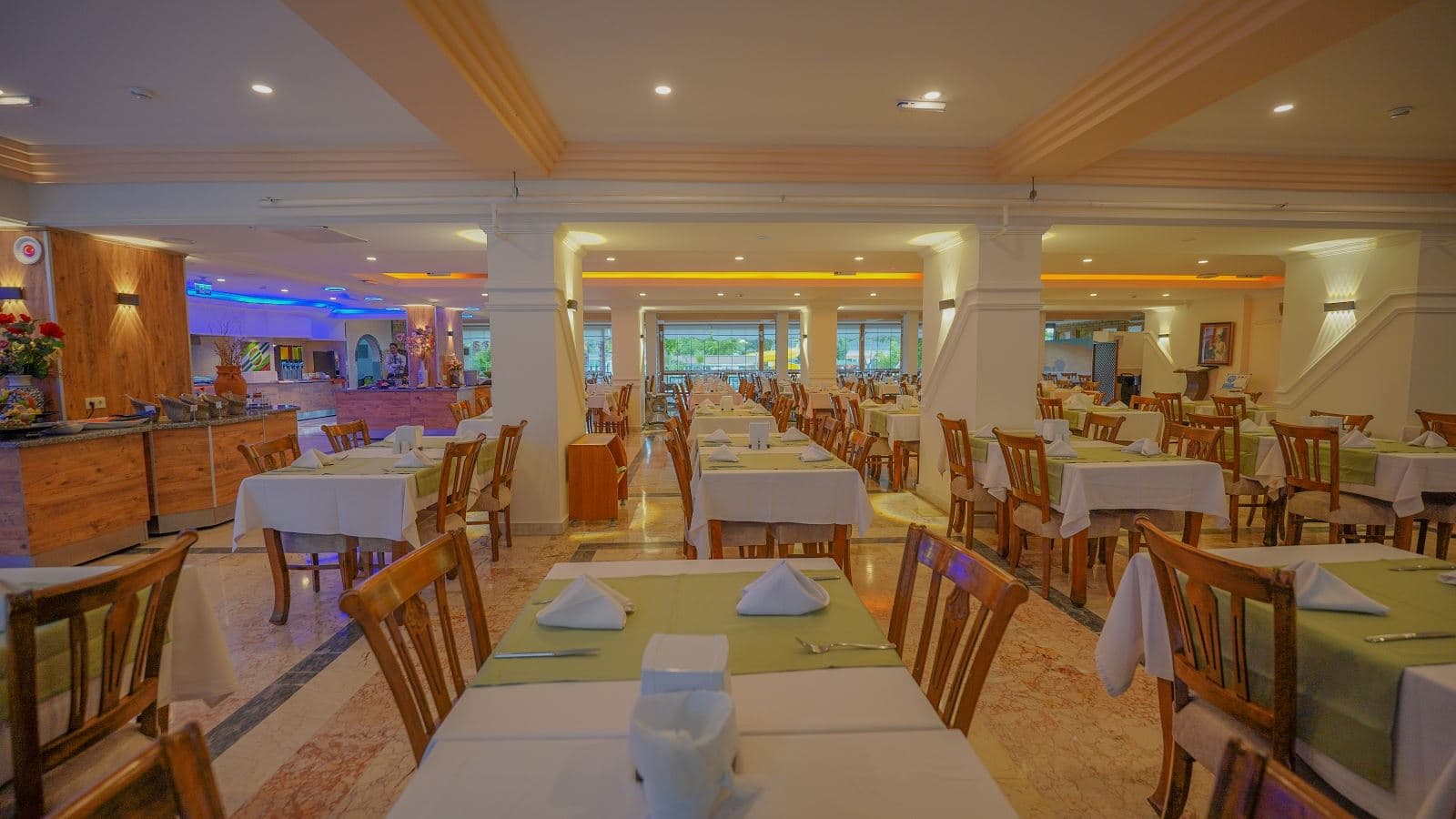 restaurants-main-restaurant