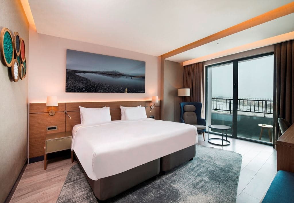 rooms-superior-room-with-balcony