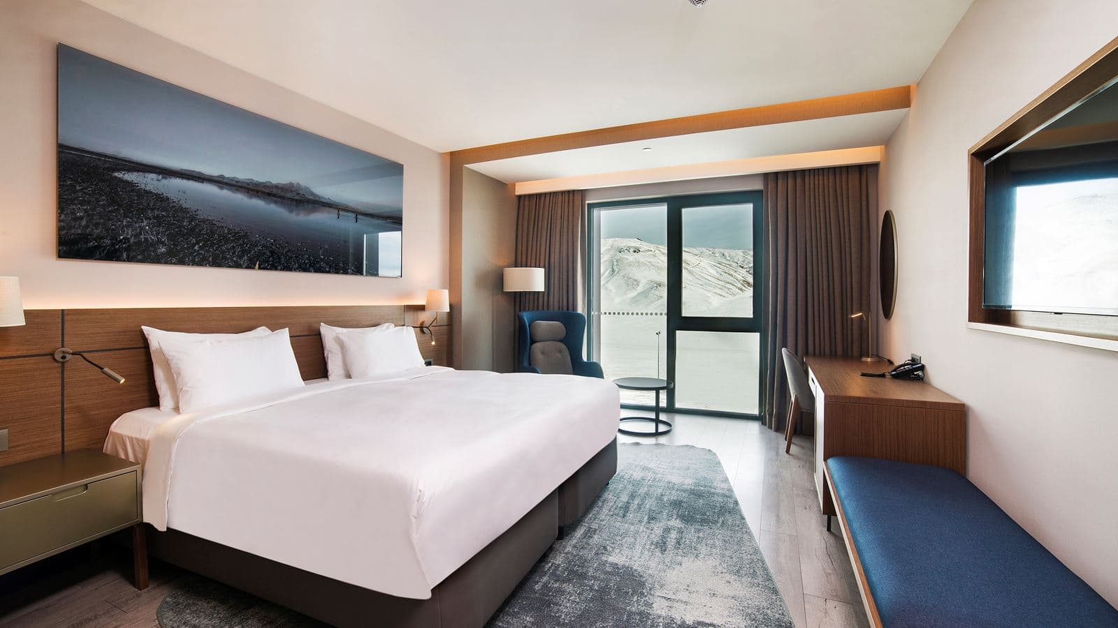 rooms-superior-room