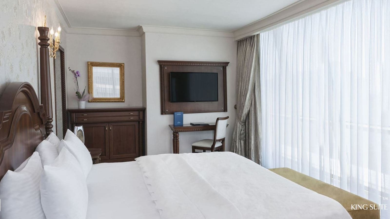 rooms-king-suite