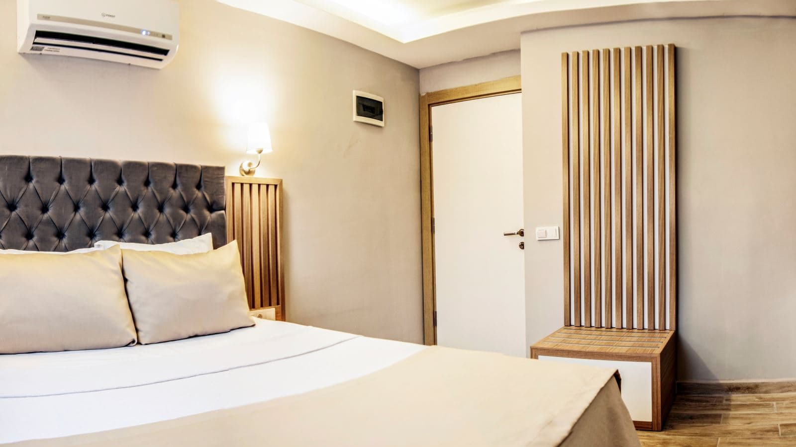 rooms-superior-room