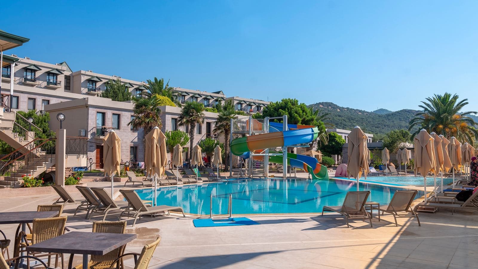pools-outdoor-pool