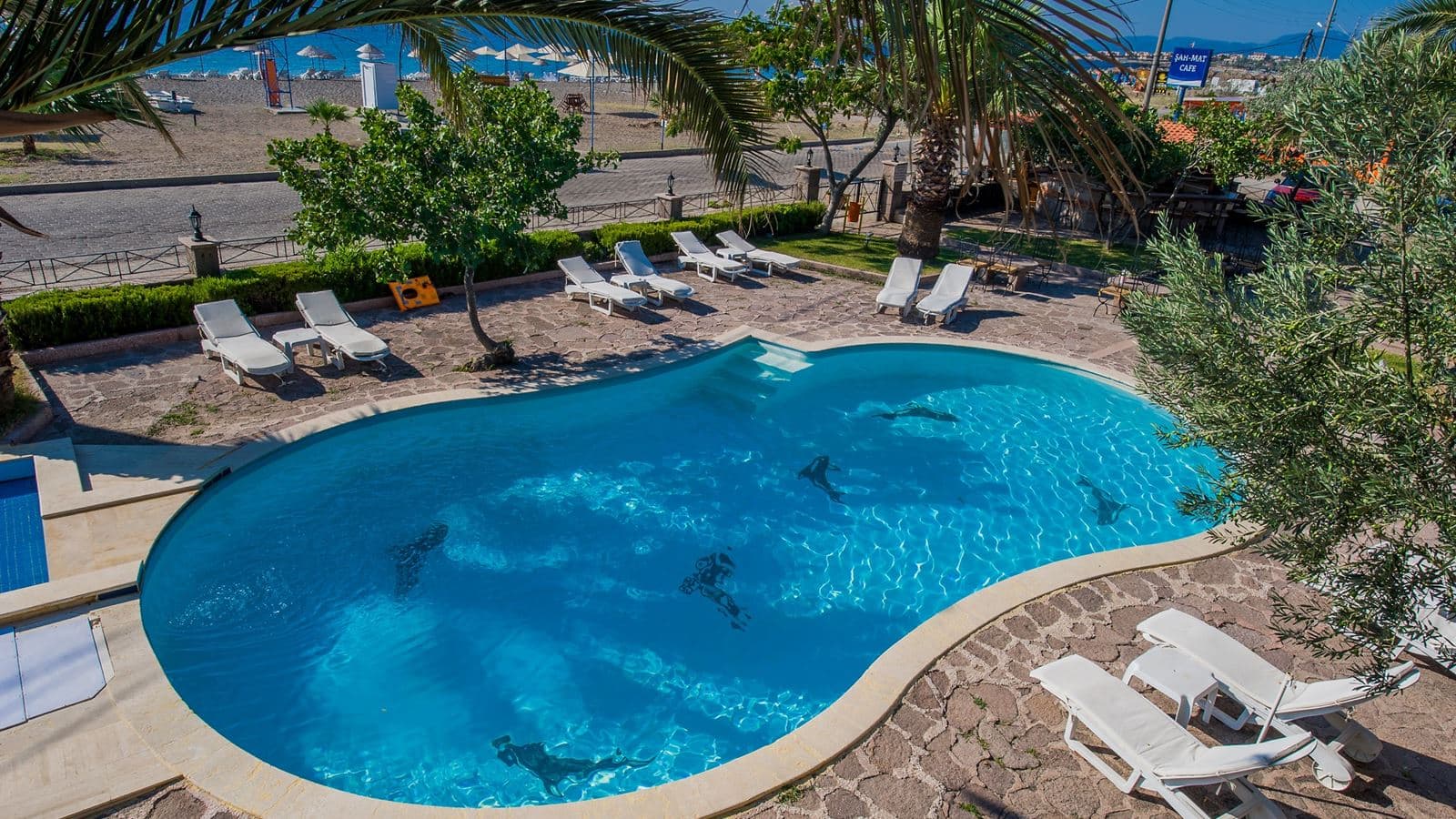 pools-outdoor-pool