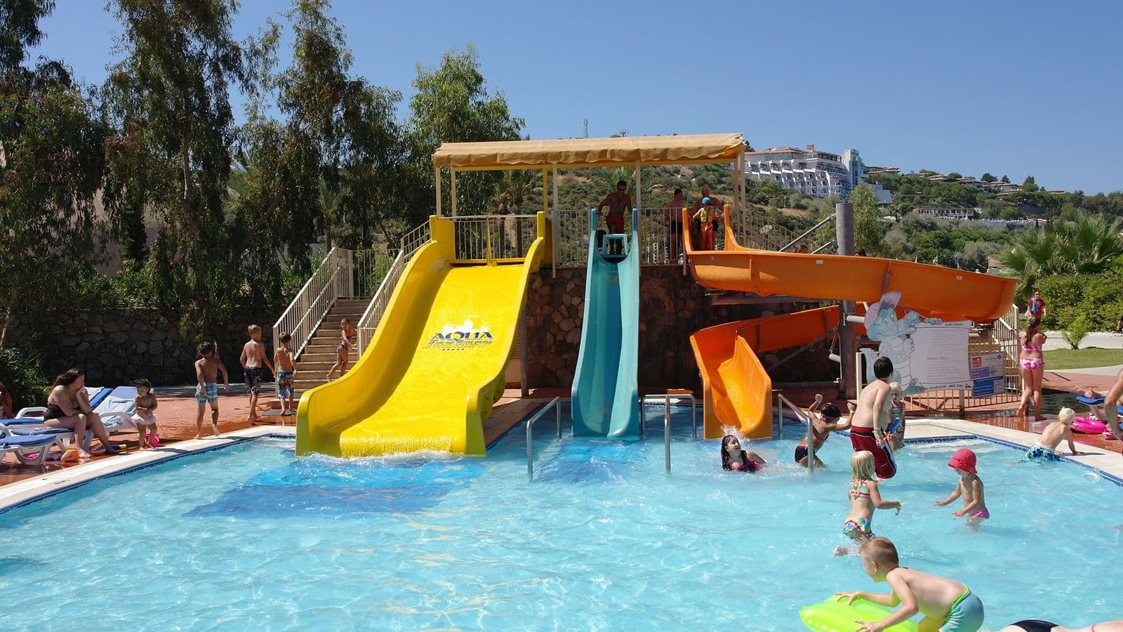 water-park-outdoor-childrens-pool