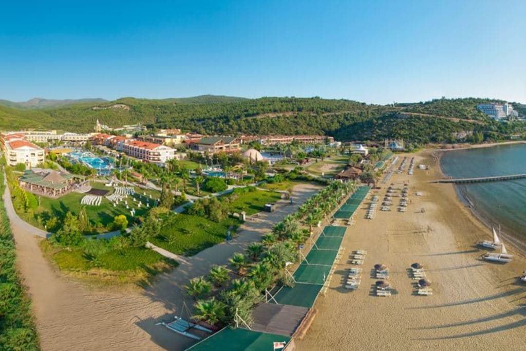 beach-main-building