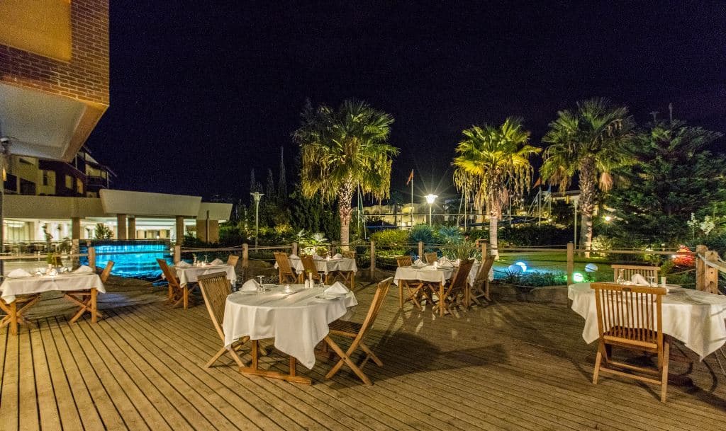restaurants-pirates-steakhouse