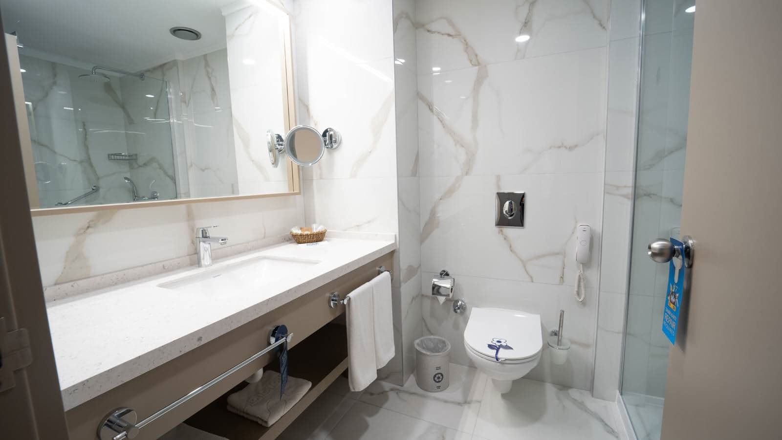 rooms-family-suite-2-bedrooms-adult-only-from-13-years