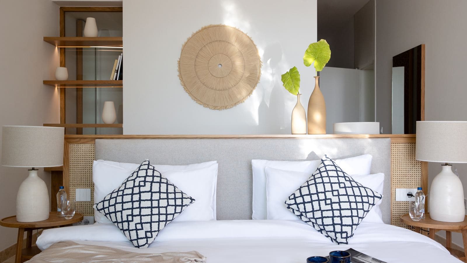 rooms-beachfront-panoramic-sea-view-suite