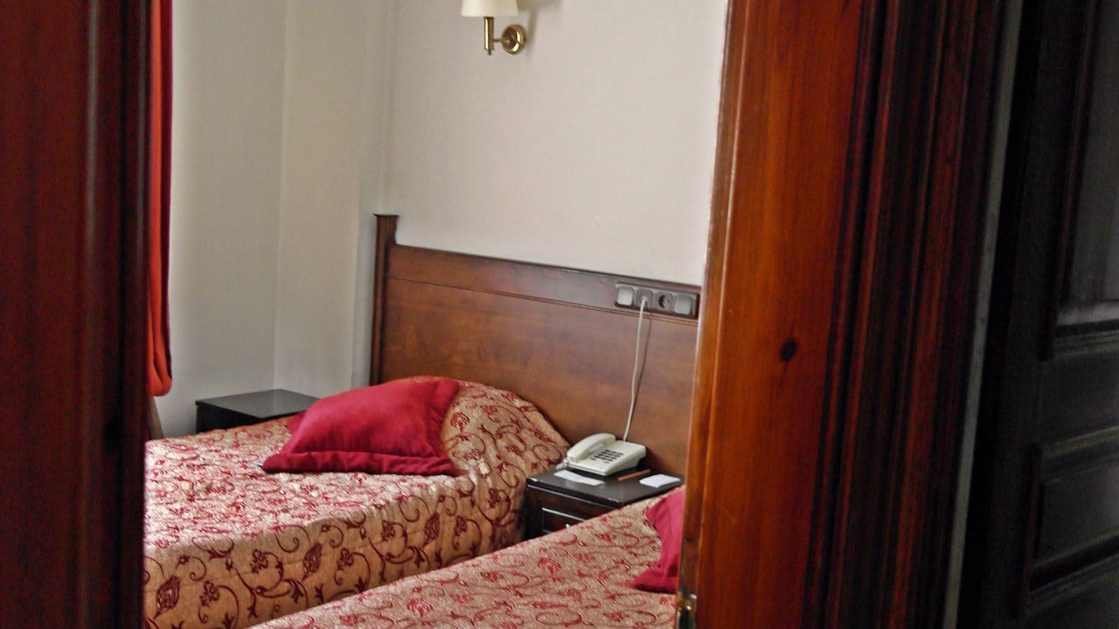 rooms-family-room-standard