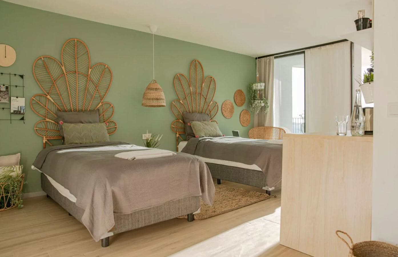 rooms-twin-room-sea-view