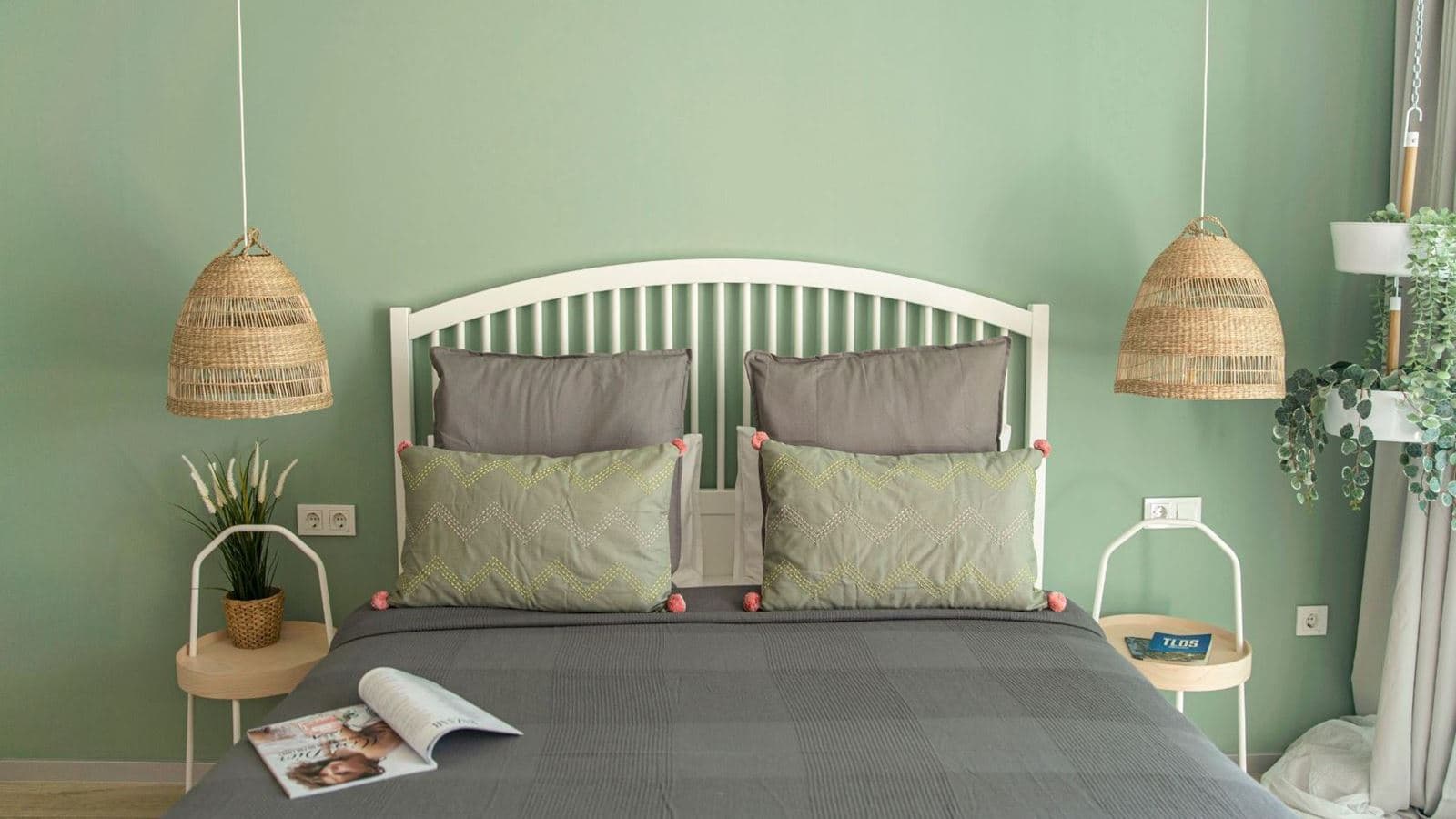 rooms-deluxe-room