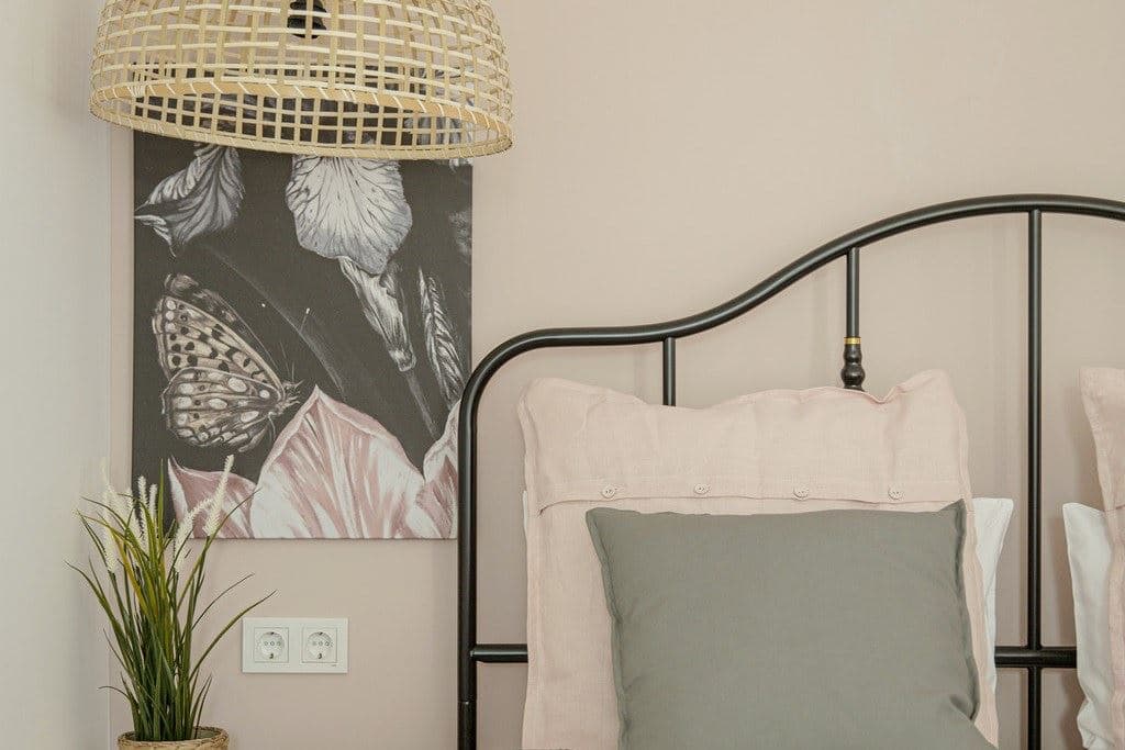 rooms-deluxe-room