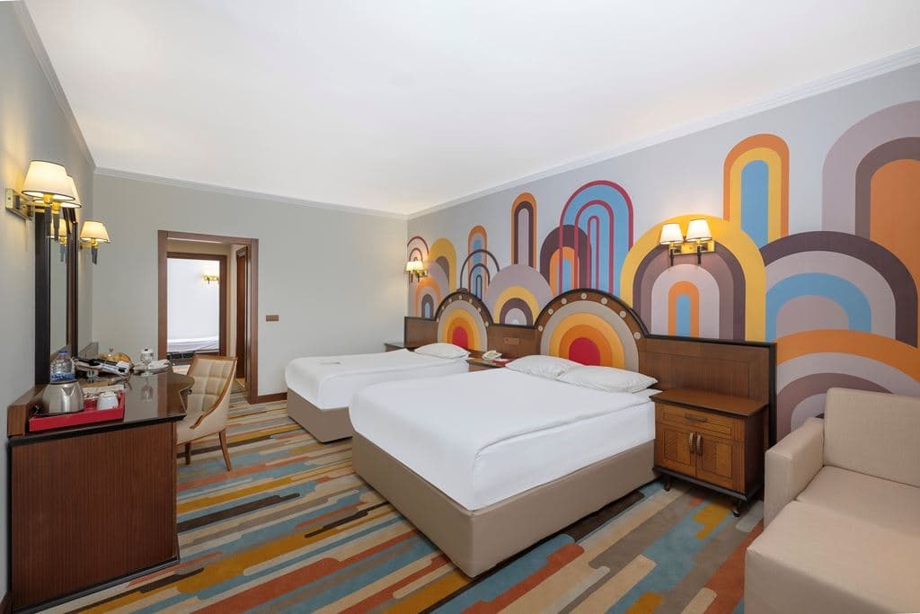 rooms-family-room