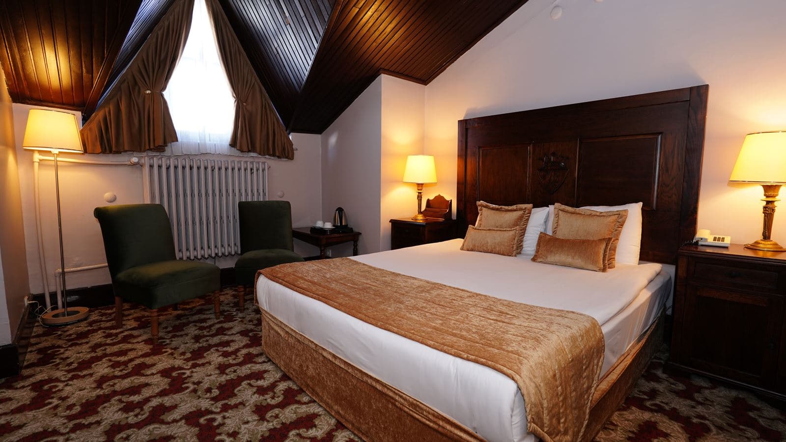 rooms-kara-manzara-suit-room