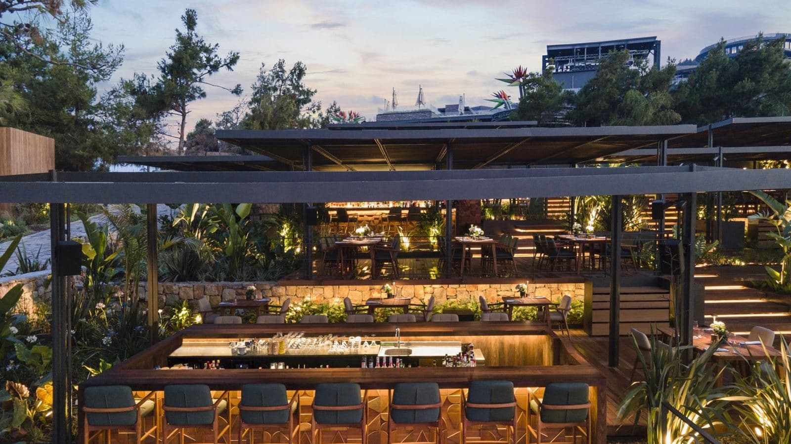 restaurants-opa-16+