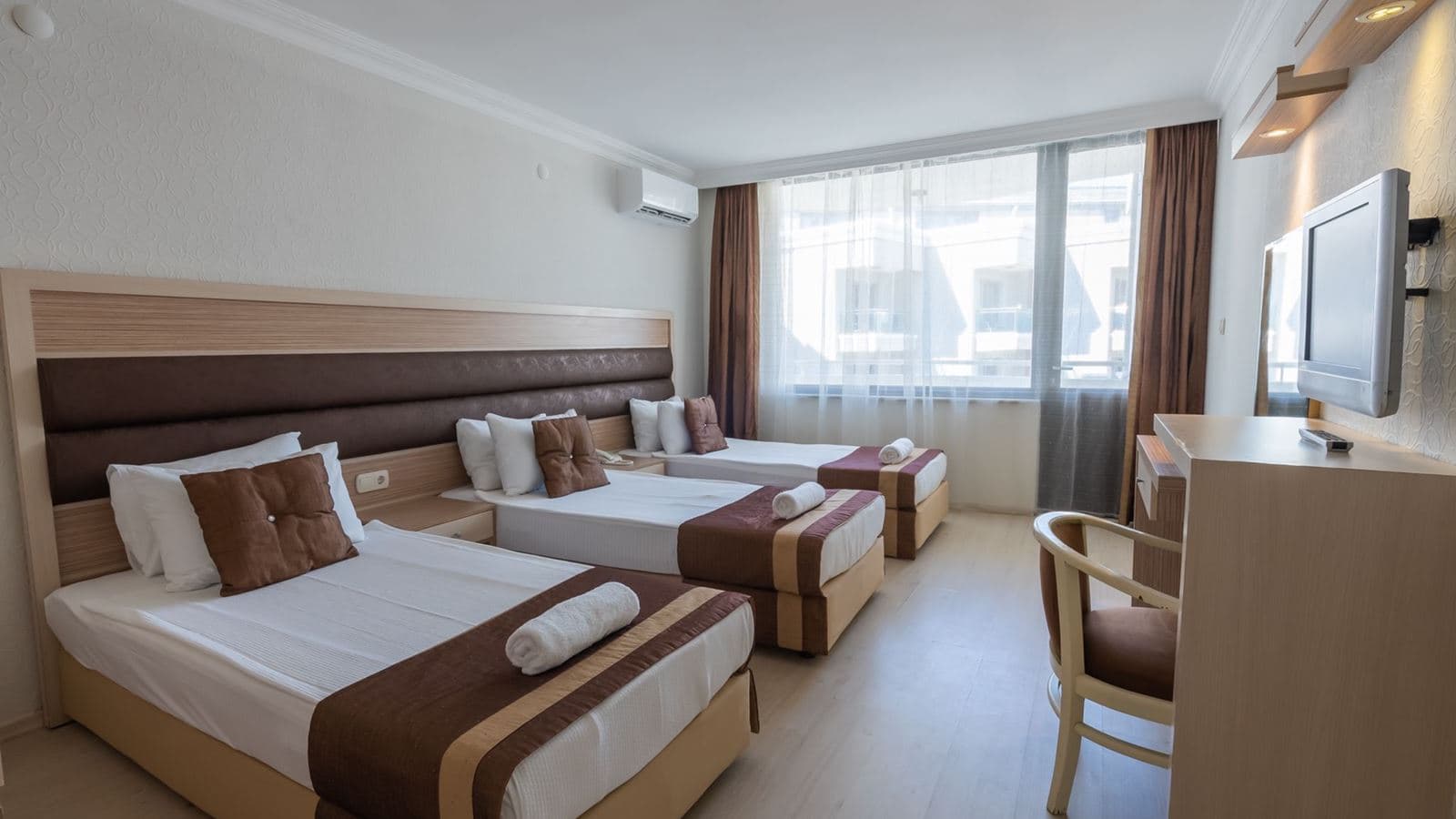 rooms-standard-room
