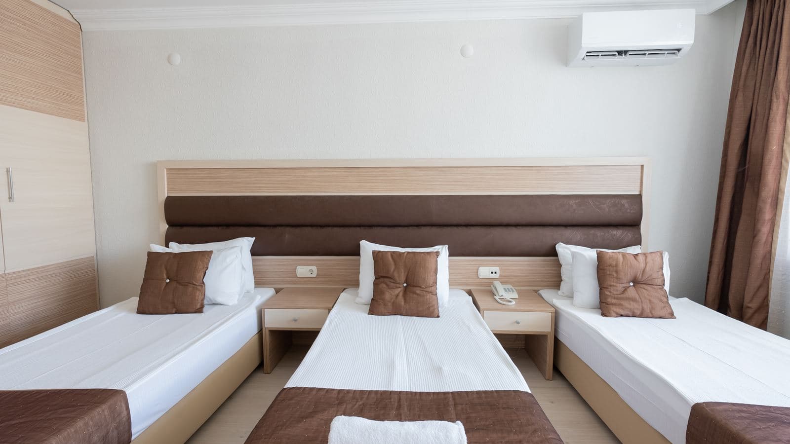 rooms-standard-room