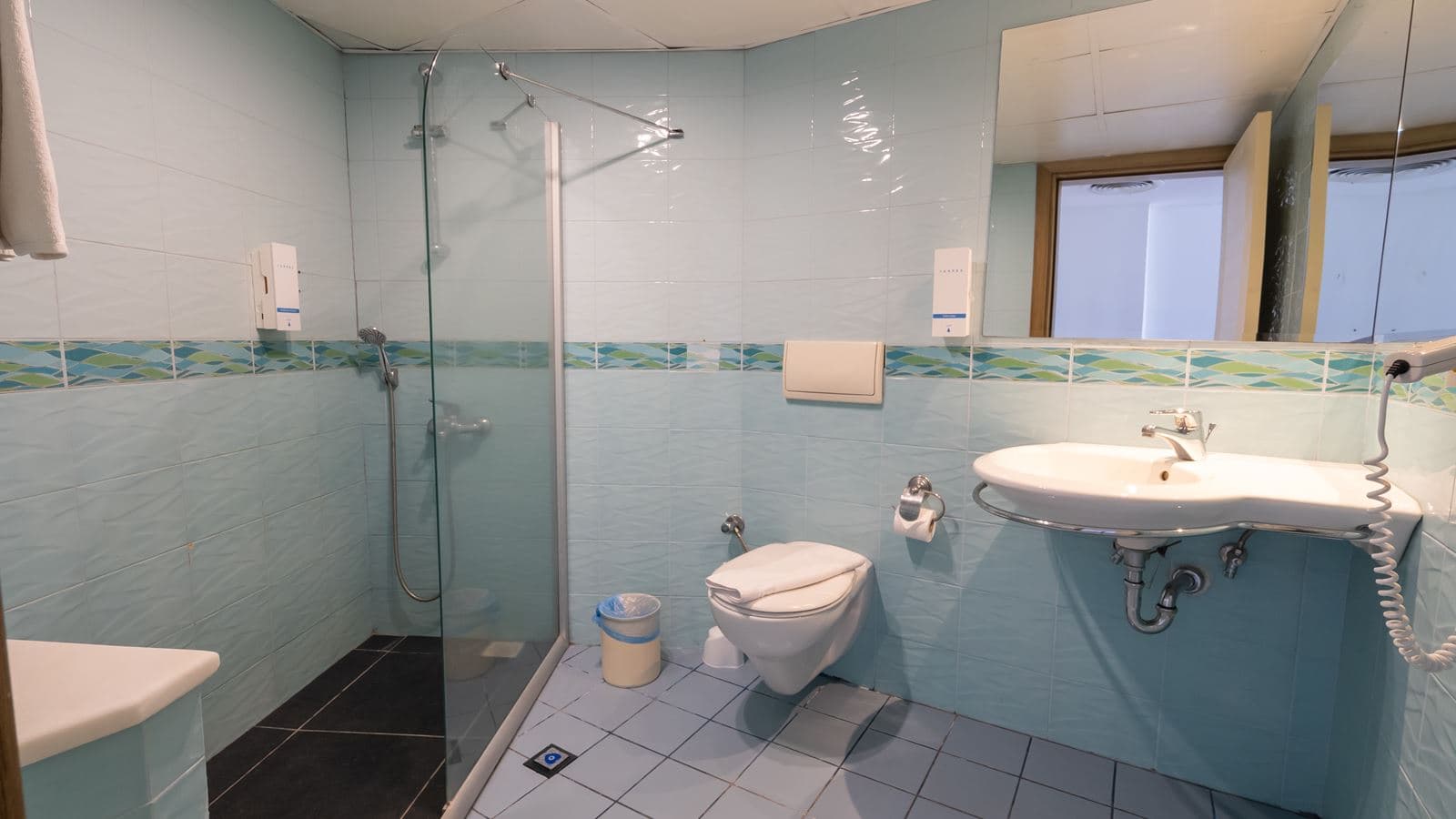 rooms-standard-room