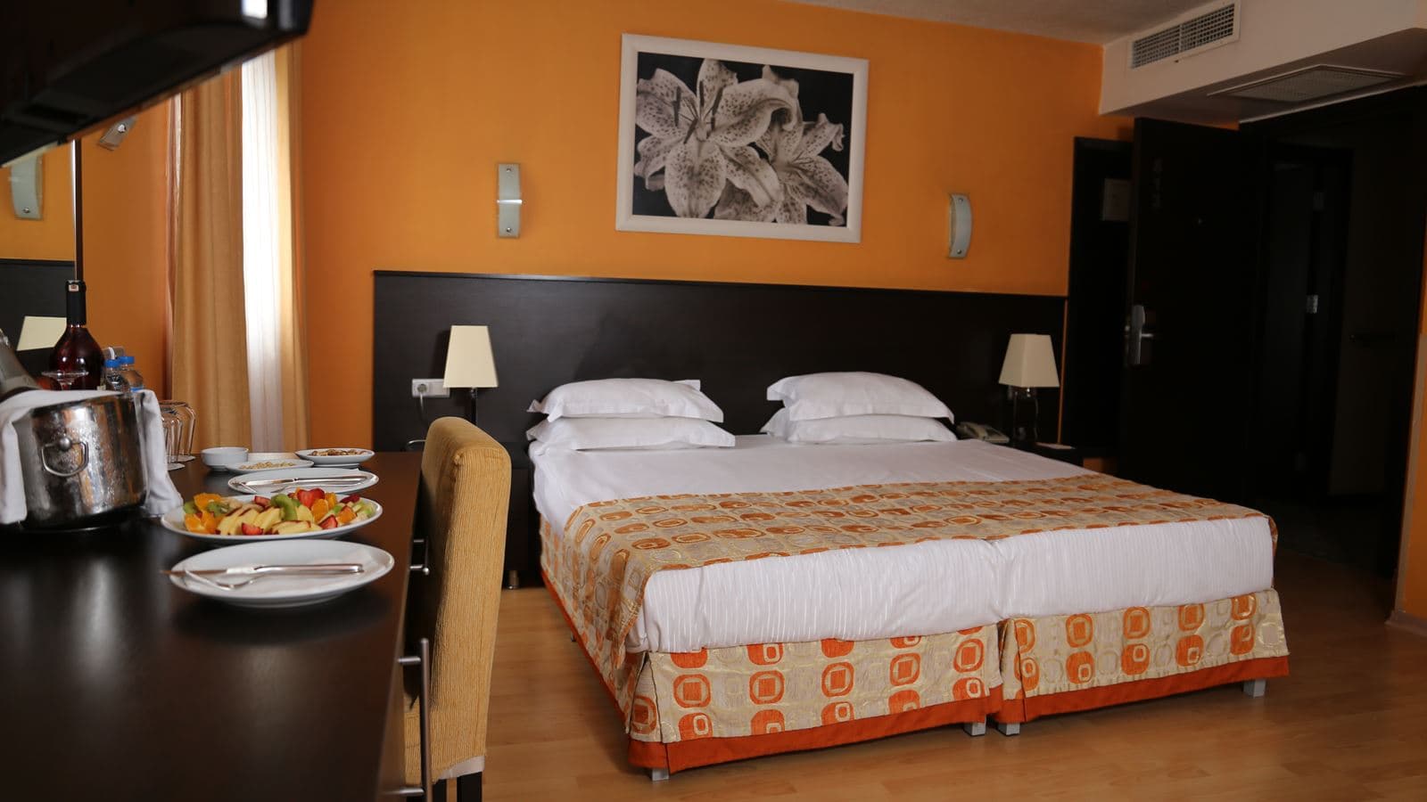 rooms-double-or-twin-deluxe