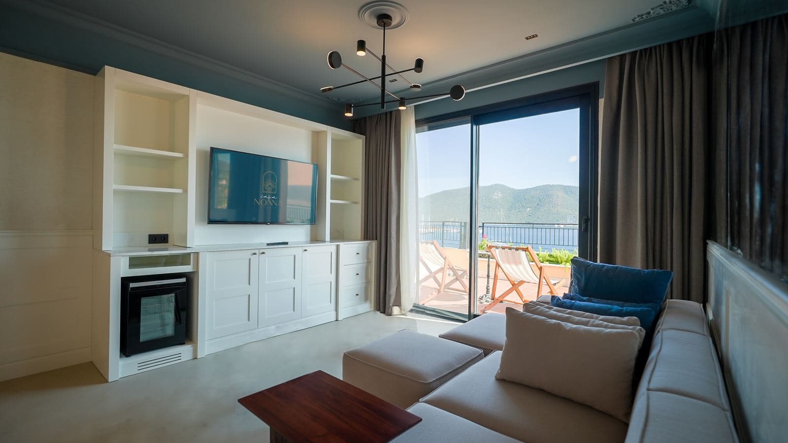 rooms-jacuzzi-suite