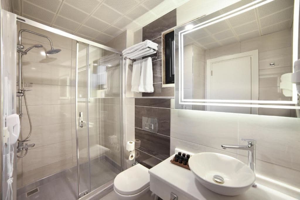 rooms-standard-room