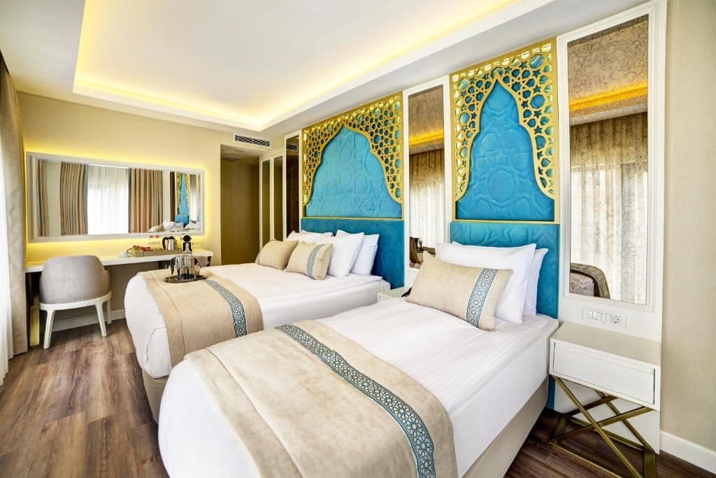 rooms-superior-triple-bed