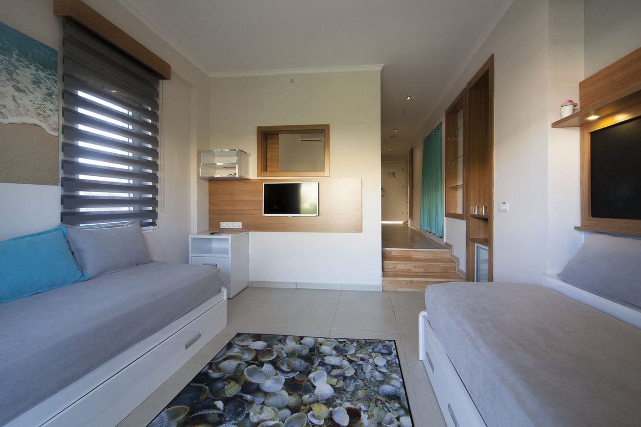rooms-suite-room