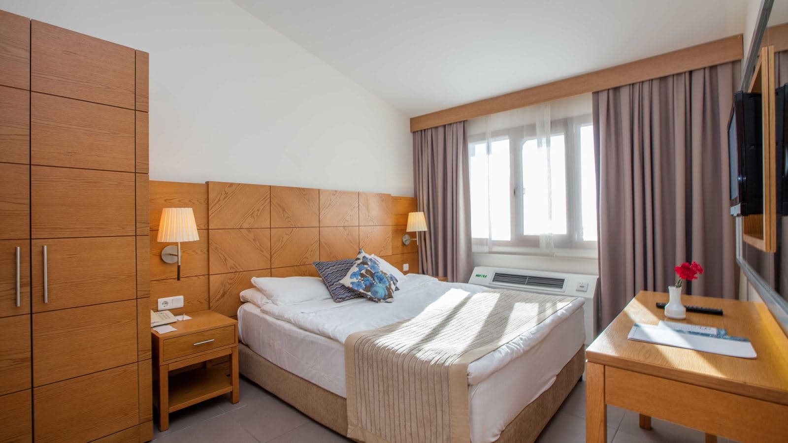 rooms-club-junior-1-bedroom-terrace