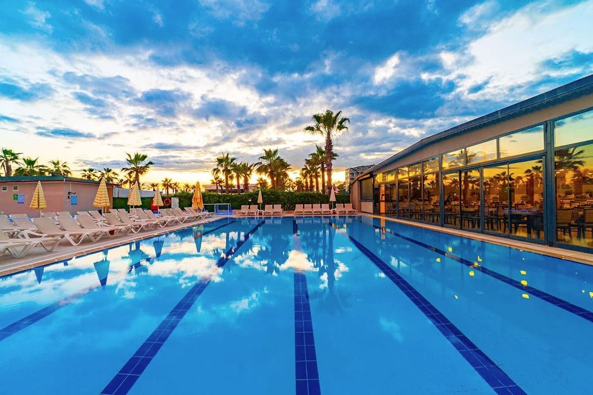 pools-outdoor-pool