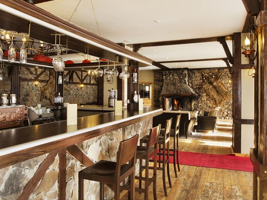 bars-igloo-cafe-bar