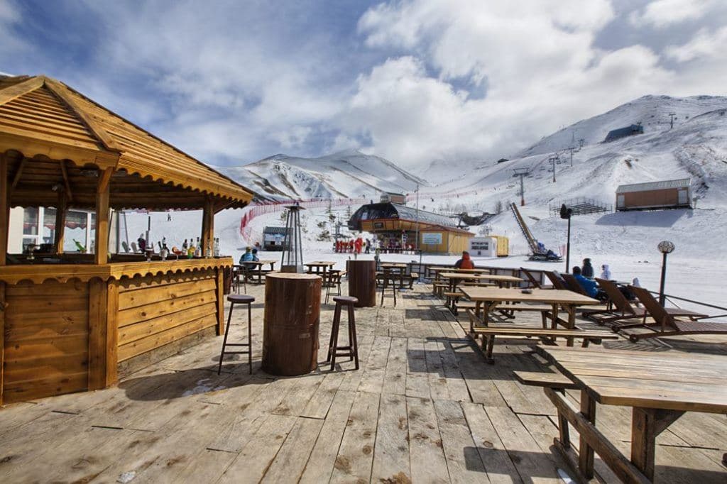 bars-igloo-cafe-bar
