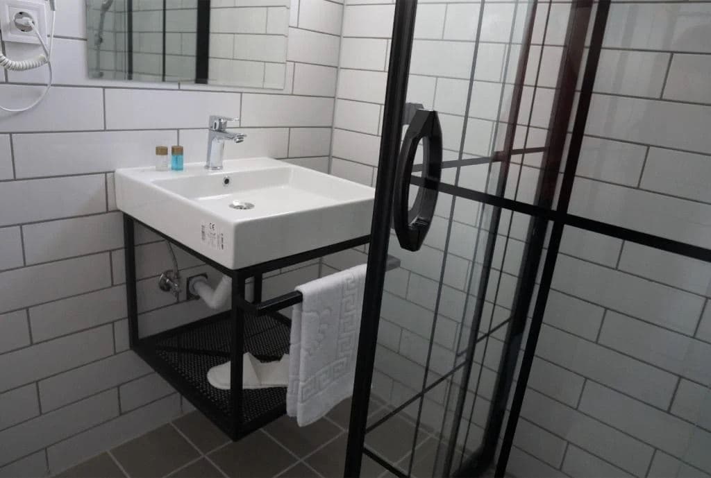rooms-standard-room