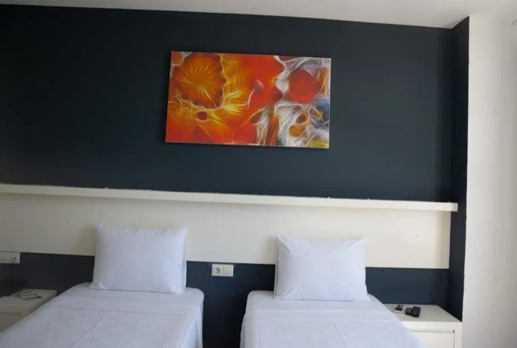 rooms-family-room