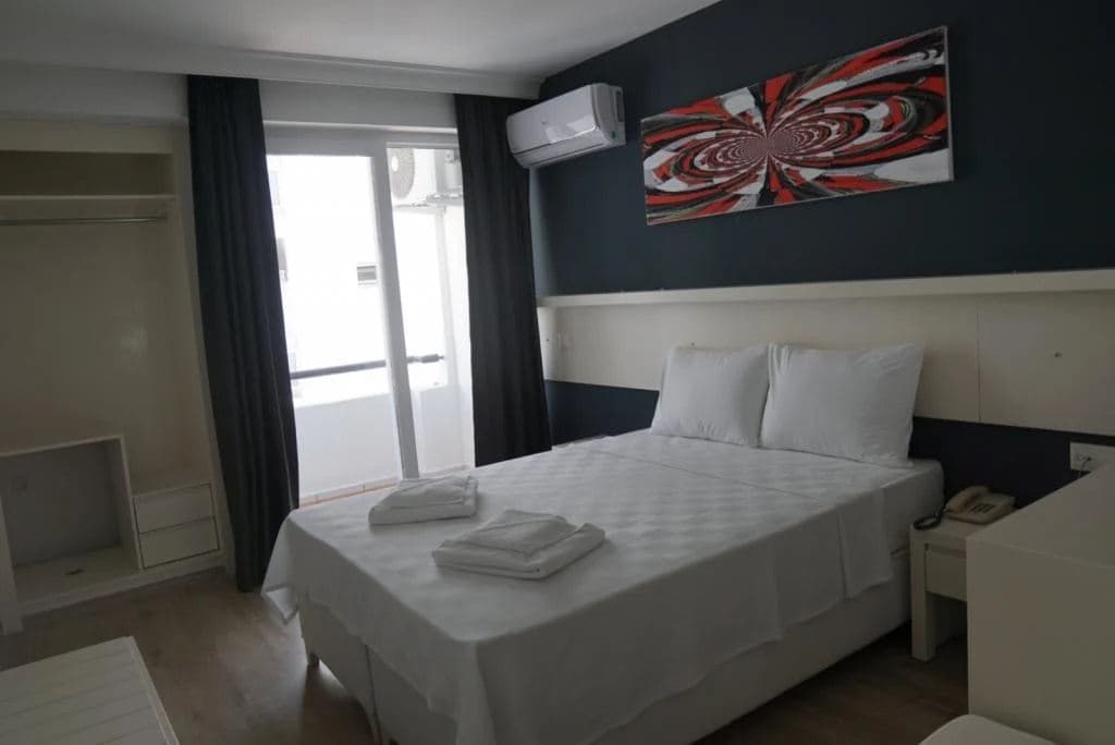 rooms-family-room