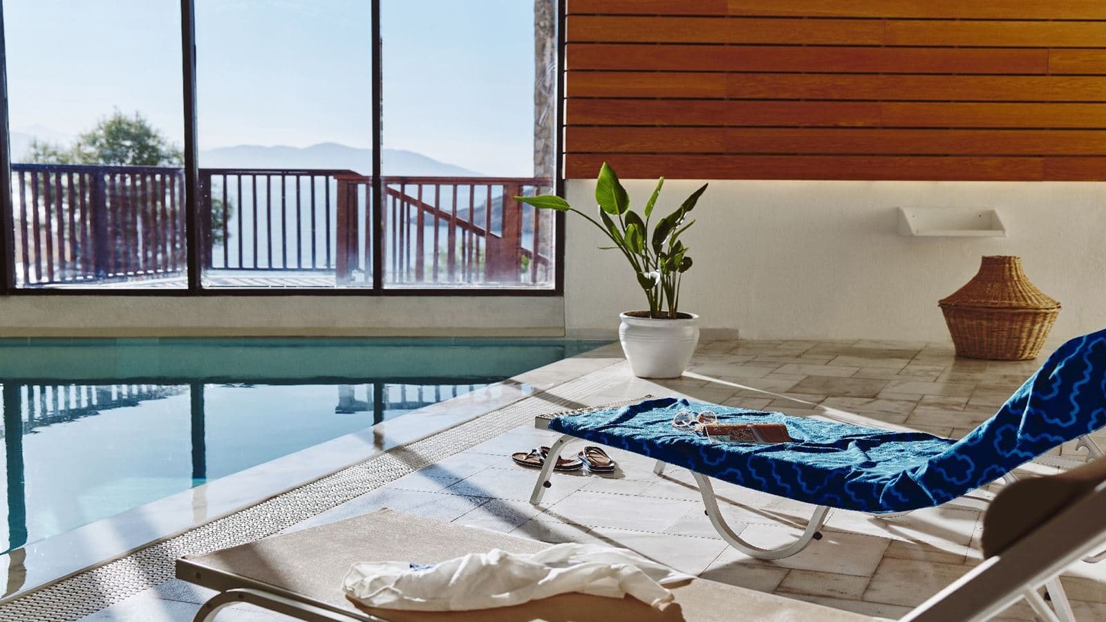 pools-indoor-pool